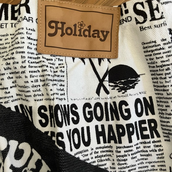 *****SOLD*****Holiday the label newsprint jeans y2k style size m - Picture 3 of 5